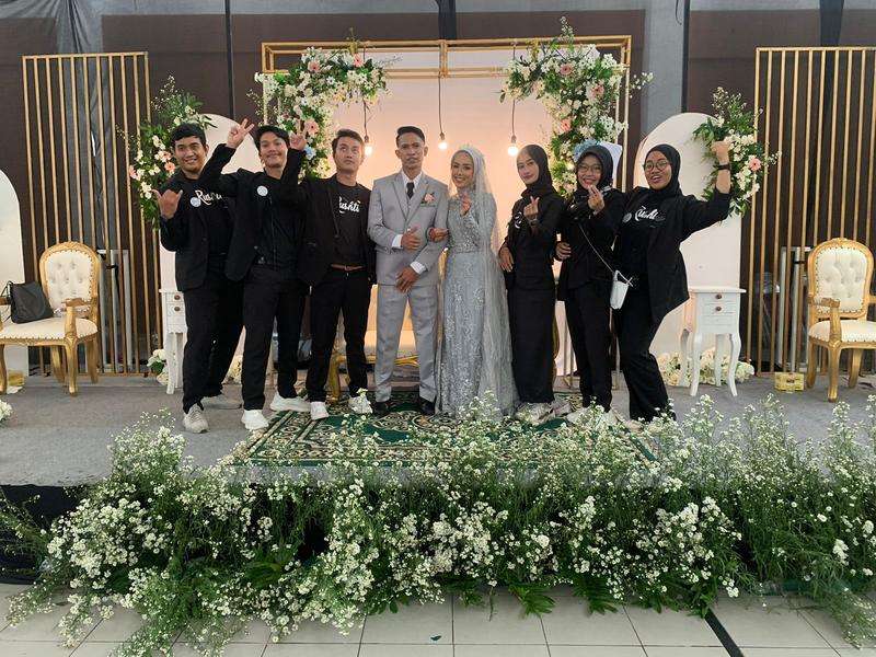 Tim Rushtic Bersama Pasangan